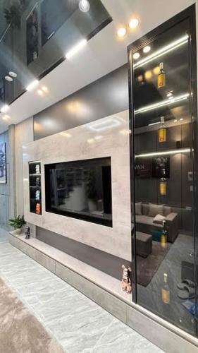 NGUYỄN KHANG CẦU GIẤY NHÀ MỚI GẦN PHỐ - GẦN CHỢ - GẦN TRƯỜNG CẦN BÁN - 2