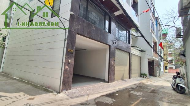 💥💥 SIÊU HIẾM - VỊ TRÍ ĐẸP - GẦN PHỐ - Ô TÔ TRÁNH 