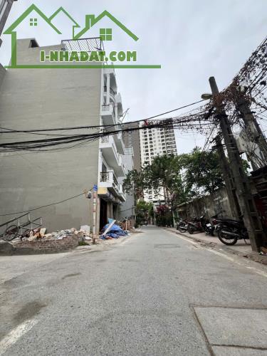 vị trí vàng - phường đức giang - tiện ích ngâp tràn - ô tô vào đất