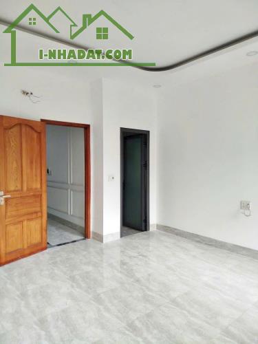NHÀ LINH XUÂN - NHỈNH 5 TỶ - 62M2 - Ô TÔ ĐỖ TRƯỚC NHÀ - 1