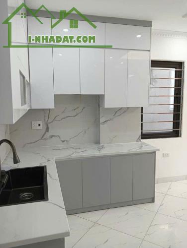 Bát Khối dtich 40m2, 6 tầng,GARA,LÔ GÓC,2THOÁNG,THANG MÁY,NGÕ THÔNG,KDOANH,GIÁ 12.x tỷ - 2