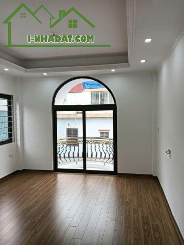 Bát Khối dtich 40m2, 6 tầng,GARA,LÔ GÓC,2THOÁNG,THANG MÁY,NGÕ THÔNG,KDOANH,GIÁ 12.x tỷ - 4
