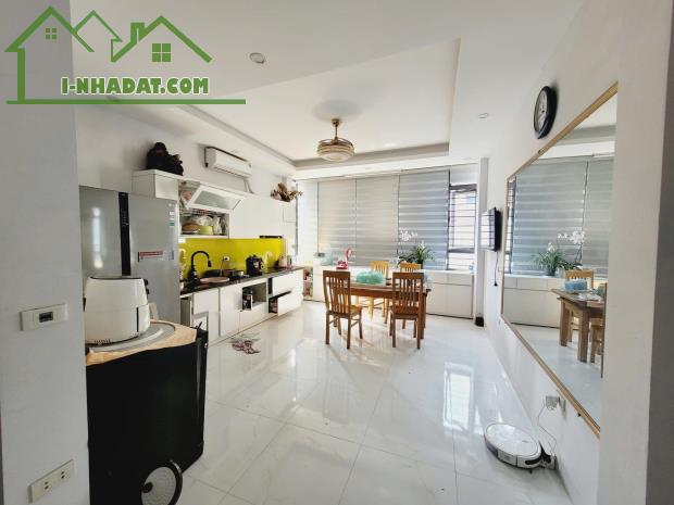 CẢ PHỐ DUY NHẤT 1 CĂN !!! BÁN NHÀ TRÚC KHÊ 28M2 - 6 TẦNG - MẶT TIỀN 4M - 8.3 TỶ - GẦN PHỐ - 2