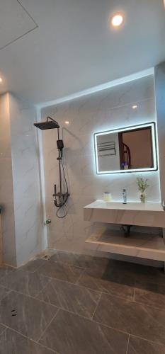 NGỌC TRÌ – THẠCH BÀN – 6 TẦNG MỚI TINH – GẦN PHỐ – CHỈ 5.95 TỶ! - 2