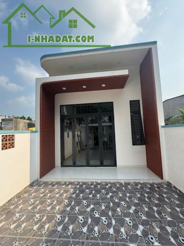 BÁN NHÀ KIỂU MỚI XÂY DT 150M2 GIÁ RẺ TẠI   KHU ĐÔ THỊ MỸ PHƯỚC  TP BẾN CÁT BÌNH   DƯƠNG.
