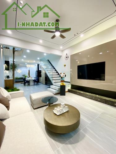 NHÀ MỚI Ở NGAY - 4 TẦNG - ÔTÔ VÀO NHÀ - CÂY KEO, TAM PHÚ, THỦ ĐỨC - 5