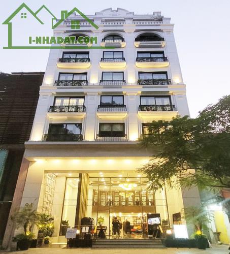 Bán Tòa Văn Phòng Mặt Phố Âu Cơ, Tây Hồ DT 272m2, 11T, MT 9.05m. Giá Cực Rẻ