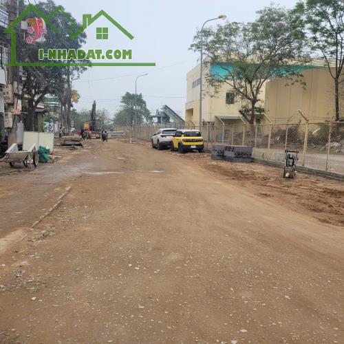 Chủ nhà cần bán gấp 70m Thôn Cổ Điển, Hải Bối , Đông anh chỉ hơn 5 tỉ