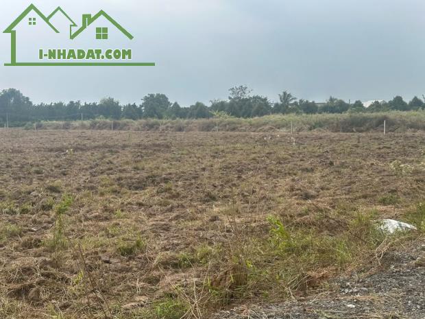 Chính chủ gửi bán lô đất ngay sát KCN Phước Đông - 5.539m2 - 52x100m. Giá chỉ 6. X tỷ, TC - 4