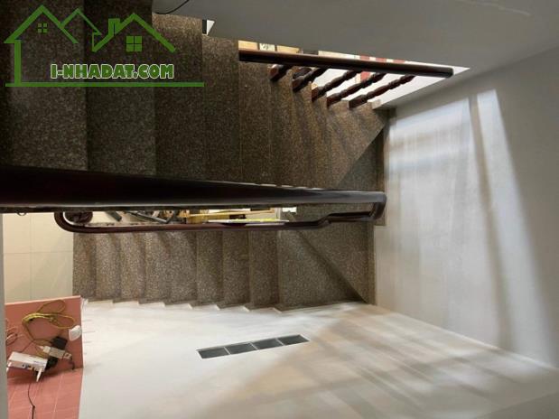 BÁN NHÀ BÌNH TÂN,GẦN TÊN LỬA,2TÂNG,HẺM ÔTÔ4×16,4XTY