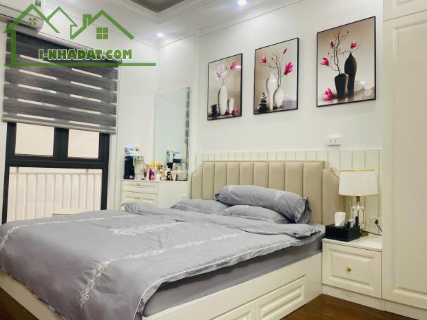 [ RẺ BẤT NGỜ] Bán nhà Cổ Nhuế Dân xây chắc chắn, full nội thất, chỉ việc ở 35m- giá 5.5 tỷ - 2