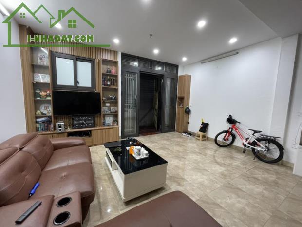 NHÀ ĐẸP TRIỀU KHÚC, 2 THOÁNG TRƯỚC SAU DT 36M2, 4 TẦNG, MT 5.4 GIÁ CHỈ 7.2 TỶ - 1
