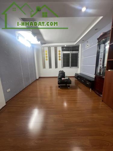 Cực đẹp phố Chùa Bộc, Đống Đa. Ngõ thông, sát phố - Nhà 50m, 5 tầng, giá 7.95 tỷ - 3