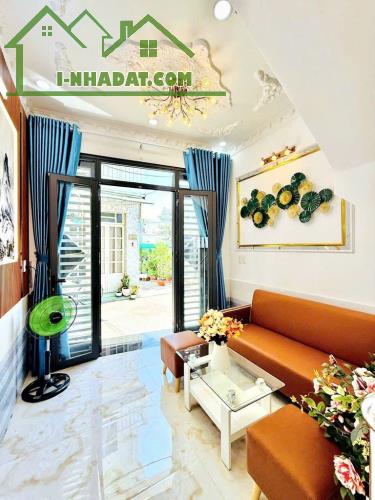 Chỉ nhỉnh 1tỷ  có nhà sổ hồng cầm tay- nhà mới vào ở ngay - 3