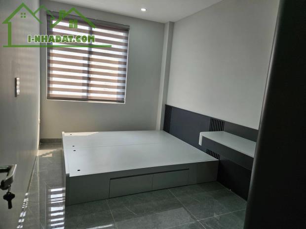 Hiếm. Bán nhà Vip Ngọc Lâm Long Biên 39m2 6 tầng mặt tiền 5m chỉ 14 tỷ lô góc, gần phố - 2