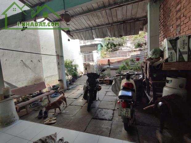 BÁN ĐẤT TẶNG NHÀ C4, DT 230M² (NGANG 8M), ĐƯỜNG 26, PHƯỚC LONG A - 1