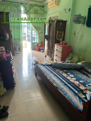CHỦ CẦN BÁN GẤP NHÀ 3 TẦNG ĐẸP,HẺM XE HƠI PHƯỜNG HIỆP PHÚ,DT 70M2 GIÁ CHỈ NHỈNH 6 TỶ! - 3