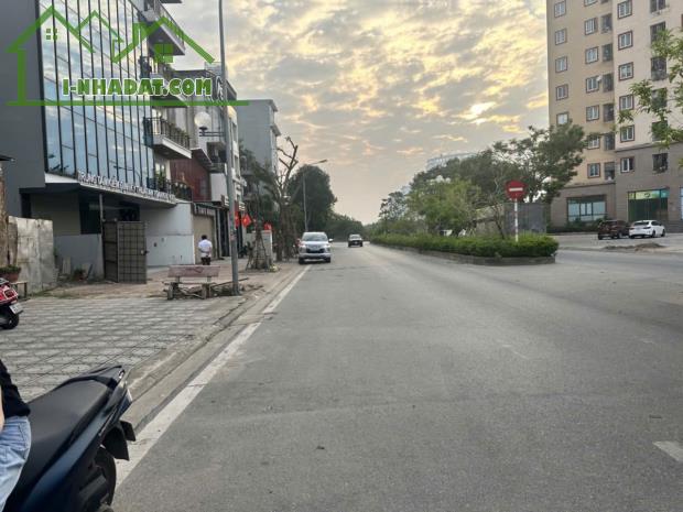 Bán đất mặt đường Giang Biên Long Biên vỉa hè oto tránh kinh doanh 85m, mặt tiền: 6m 17 tỷ - 4