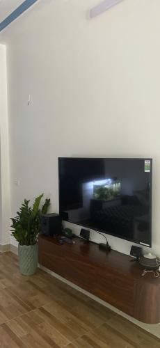 Bán Nhà TĐC Giang Biên, Phạm Khắc Quảng, vỉa hè ô tô tránh 43m x 4T, MT 3.8m, nhỉnh 11 tỷ - 2