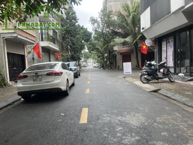 Bán Nhà TĐC Giang Biên, Phạm Khắc Quảng, vỉa hè ô tô tránh 43m x 4T, MT 3.8m, nhỉnh 11 tỷ