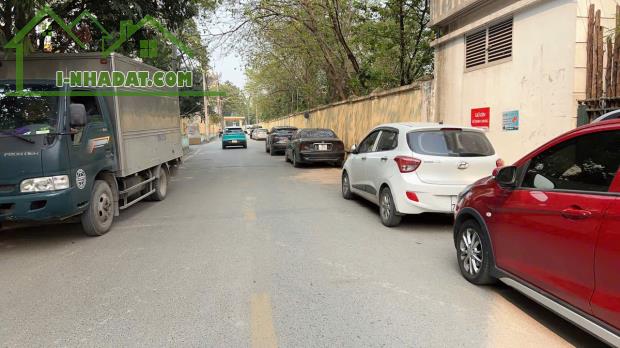 CẦN BÁN ĐẤT TẶNG NHÀ LÝ SƠN - NGỌC THỤY LONG BIÊN 75M, 2T, MT4M, Ô TÔ VÀO NHÀ. - 1
