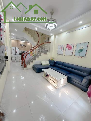 SIÊU PHẨM NHÀ ĐẸP PHỐ TÂY HỒ - 2 MẶT NGÕ - DIỆN TÍCH 41M² - GIÁ CHỈ 8.5 TỶ - 3