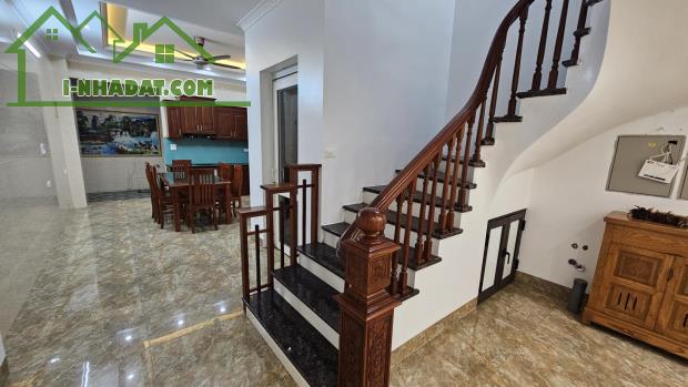 BÁN NHÀ VĂN PHÚ – HÀ ĐÔNG HIẾM - GIÁ TỐT NHẤT PHÂN KHÚC!  Diện tích: 90m² x 5 tầng  Ô Than - 2