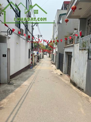NHÀ NHỎ – GIÁ TỐT – VỊ TRÍ ĐẸP TẠI LÊ VĂN HIẾN – TÀI CHÍNH NHỈNH 3 TỶ