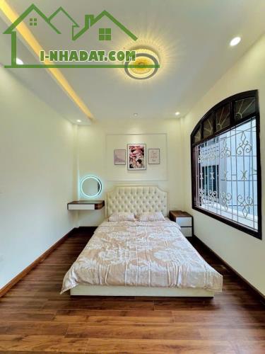 TRƯƠNG ĐỊNH 35M 4 NGỦ CHỈ 6,35 TỶ,NHÀ ĐẸP HAI THOÁNG - MẶT TIỀN RỘNG - TRƯỚC NHÀ RỘNG 3M - 2
