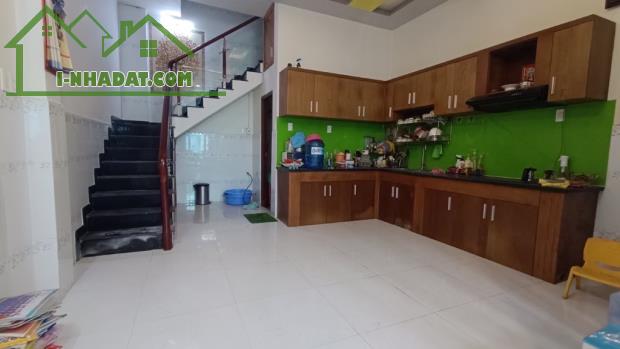 Bán nhà quận 8 ngang 4m hoàn công đủ - 1