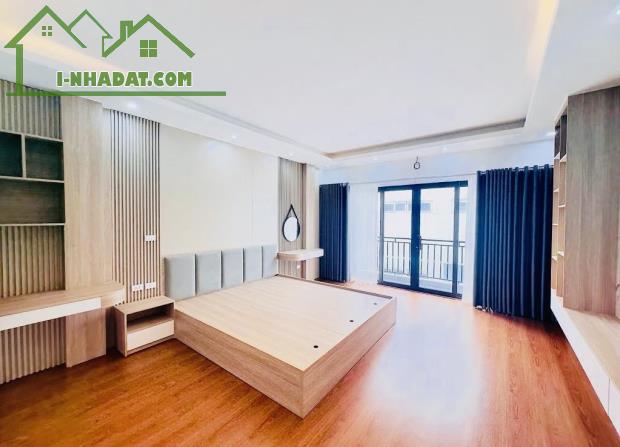 Nhà đẹp VŨ TRỌNG PHỤNG 25M X 3T, lô góc, nở hậu, gần phố, ngõ thông, 3 bước ra oto. - 3