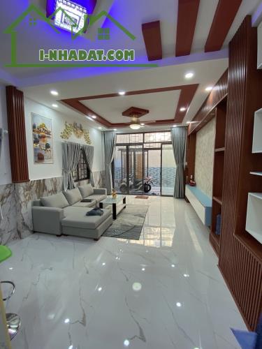 BÁN GẤP NHÀ MỚI XÂY SHR: 65 M2 .2 TẦNG. 4 PN .CHỈ 5.7 TỶ Đ TRẦN XUÂN SOẠN .KẾ HIM LAM Q 7 - 5