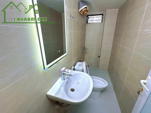 Bán nhà phố Nguyễn Khang Cầu Giấy lô góc mới đẹp ngõ to sát phố cho thuê KD 43m2 5T MT 4.5