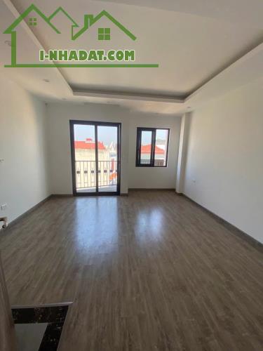 Chỉ 5.8 tỷ - Nhà Phúc Lợi 35m² x 5 Tầng, Ngõ Thông, Morning Đỗ Cửa - 3