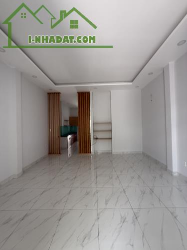 BÁN NHÀ HẺM XE HƠI KIỀU ĐÀM ,HIM LAM QUẬN 7,NGANG RỘNG 5M ,NỞ HẬU ,GIÁ 9.6 TỶ. - 1