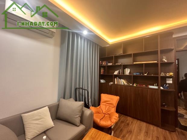 BÁN NHÀ PHÚC ĐỒNG 48m2. MT 5.2m HƠN 10tỷ  LÔ GÓC FUUL NỘI THẤT. Ô TÔ TRÁNH. KIẾN TRÚC ĐẸP - 1