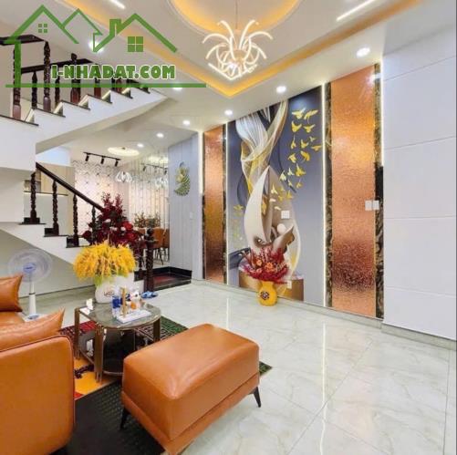 HXH 1TRUC NGAY EMART PHAN HUY ÍCH-4*9 VUÔNG VỨC-MỚI -4TỶ TL MẠNH - 3