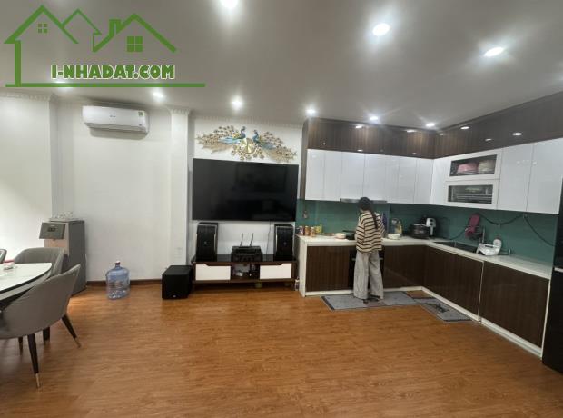HIẾM ! BÁN NHÀ PHÂN LÔ TRẦN QUANG DIỆU 60M2 - 6 TẦNG - 6M MẶT TIỀN 26.8 TỶ - Ô TÔ VÀO NHÀ - 3