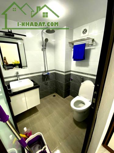 Chính chủ bán gấp nhà mới ngõ 157 Pháo Đài Láng, Đống Đa. DT 45m2 – 5 tầng. 8 tỷ. - 4