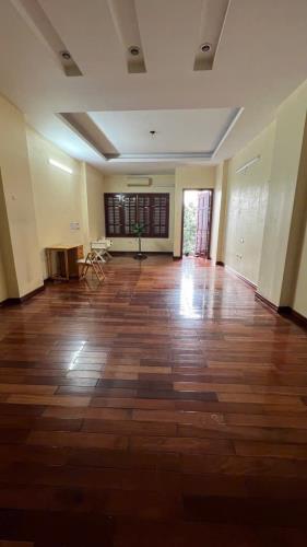 SIÊU HIẾM, NHÀ LONG BIÊN 125M, 5T, MT5M, 1 MẶT PHỐ, 1 MẶT HỒ, VỈA HÈ RỘNG, KD DÒNG TIỀN. - 2