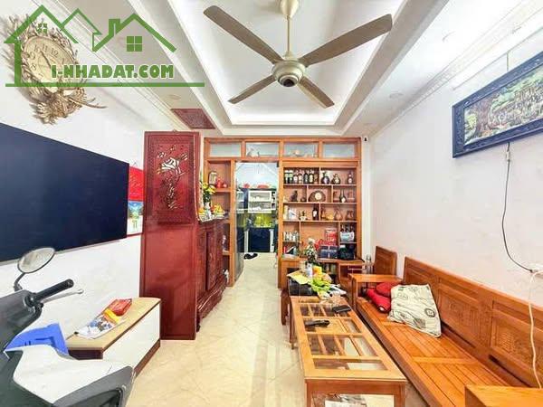 Bán nhà 5 tầng dân xây chắc chắn cạnh KĐT Mễ Trì Hạ giá nhỉnh 6 tỷ - 1