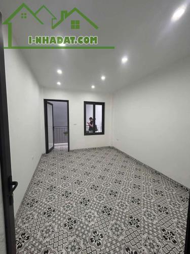 SIÊU PHẨM HỒ TÂY- PHÂN KHÚC HIẾM- OTO VÀO NHÀ- THÔNG HỒ TÂY- VÀI BƯỚC RA PHỐ  DT 45M X 5T - 4