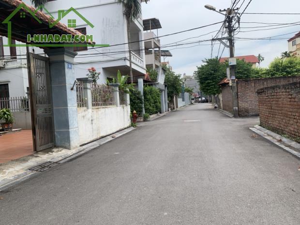 Lô góc 3 mặt thoáng, đường 7 chỗ vào nhà, 525m2 chỉ 100m2 thổ cư phù hợp làm nhà vườn - 1
