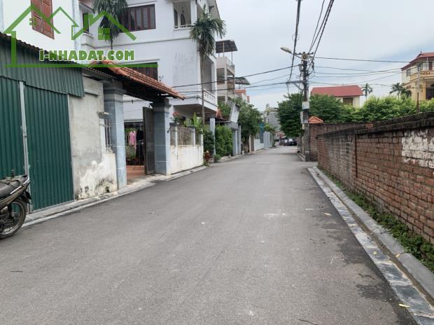 Lô góc 3 mặt thoáng, đường 7 chỗ vào nhà, 525m2 chỉ 100m2 thổ cư phù hợp làm nhà vườn - 3
