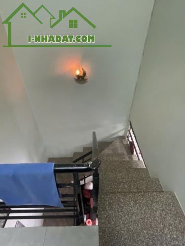 4.9 NHÀ HẺM LỚN ĐƯỜNG PHẠM THẾ HIỂN P5 Q8 - 2