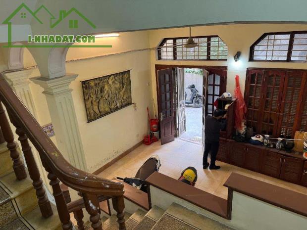 BÁN NHÀ DÂN XÂY ĐẤT P/L- PHỐ HOÀNG CẦU -4 TẦNG -DT 49/50 M2 – MT 5M-GIÁ CHỈ 13 TỶ