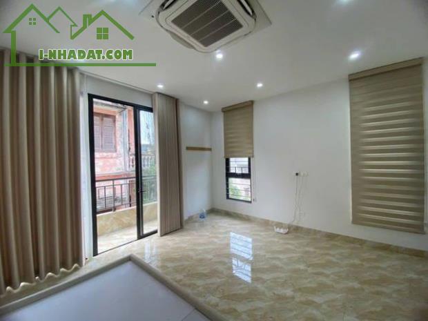 Bán nhà phố Kim Mã Thượng, Ba Đình 6 tầng, mặt tiền 12m, thang máy xịn xò - 1