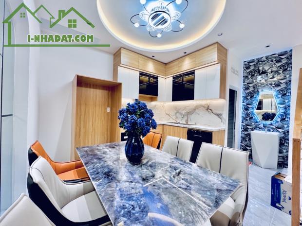căn nhà đẹp Nguyễn Phúc Chu, Tân Bình - 50M2 - 4 TẦNG xây dựng mới đét, 7.x đồng - 2