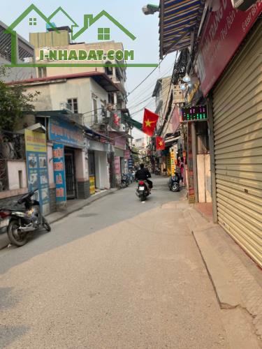 🏢PHÚ DIỄN, SIÊU DÒNG TIỀN TƯƠNG LAI, 79.7m2 Chỉ 8.x tỷ, NGÕ NÔNG 🛺 ĐỖ CỬA - 1