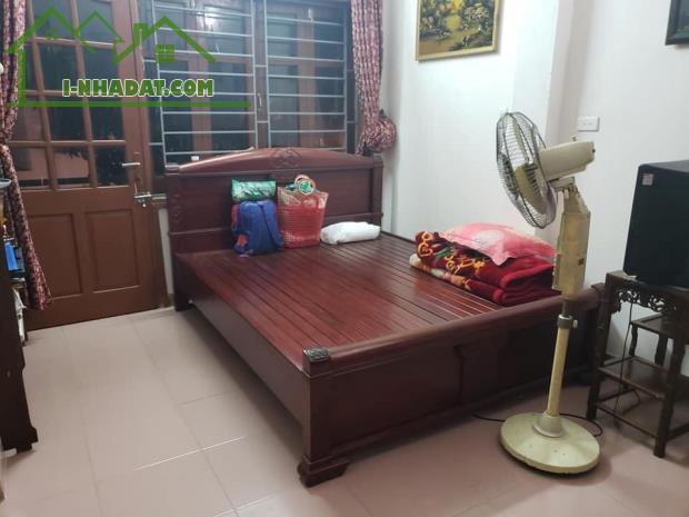 Bán nhà Đường Láng, Đống Đa. Dt 110 m2, x 3T x Mt 5,2m. Lô góc ô tô ngõ thông CCMN, VP - 5